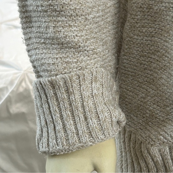 J. JILL Oversized Fit V-Neck Sweater Women’s Size Medium - Picture 9 of 14